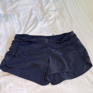 Lululemon Short, size 6